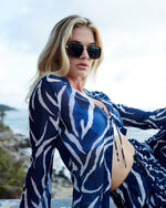 Load image into Gallery viewer, I SEA CRUZ SUNGLASSES IN TORT/SMOKE POLARIZED
