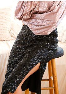 SEQUIN MIDI SKIRT WITH SIDE SLIT