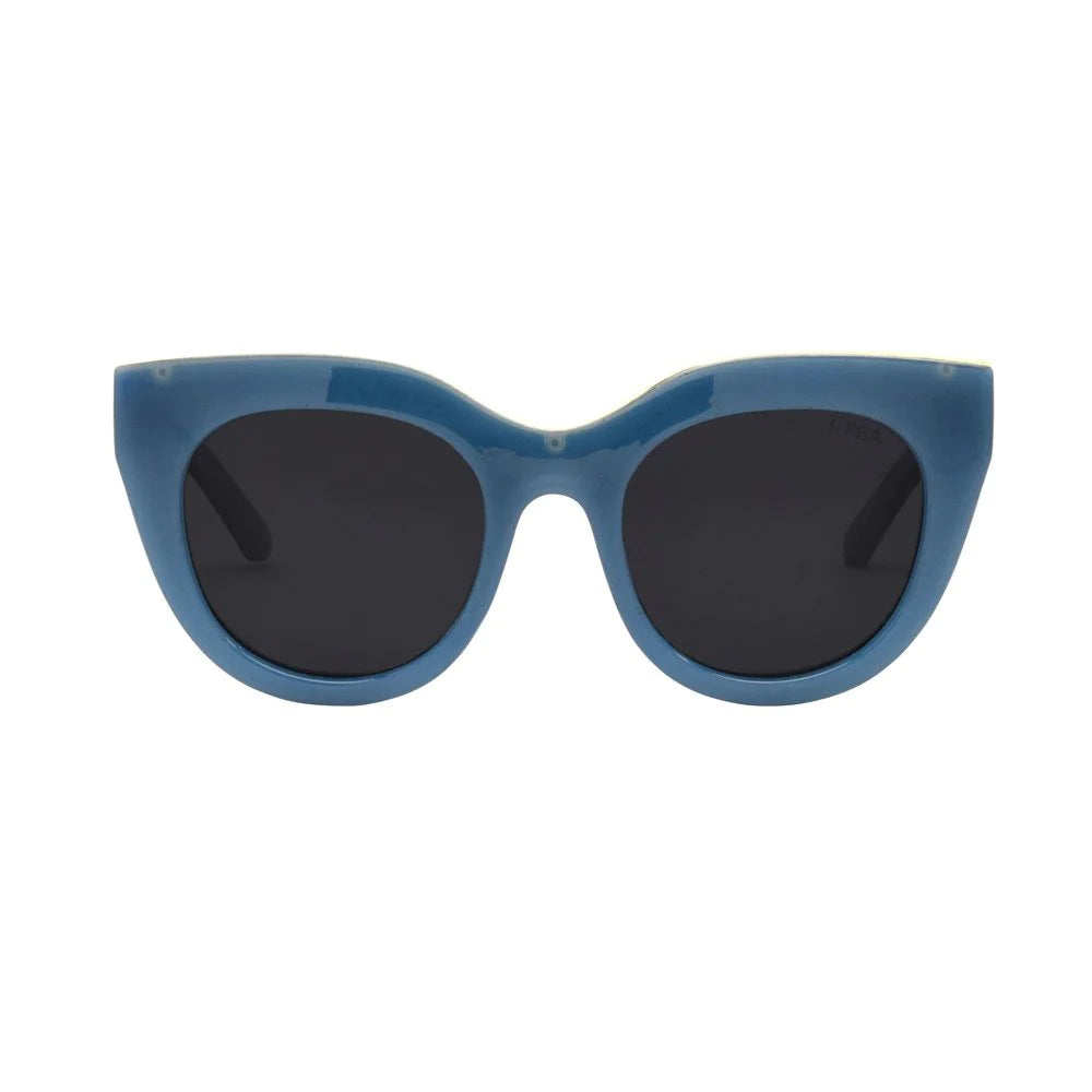 I SEA LANA SUNGLASSES IN SEA BLUE/SMOKE POLARIZED