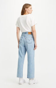 LEVI'S RIBCAGE STRAIGHT ANKLE DENIM IN HANG UP