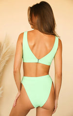 Load image into Gallery viewer, DIPPIN&#39; DAISY&#39;S BILLIE TOP IN MOJITO
