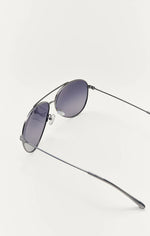 Load image into Gallery viewer, Z SUPPLY DRIVER SUNGLASSES IN FOG GRADIENT
