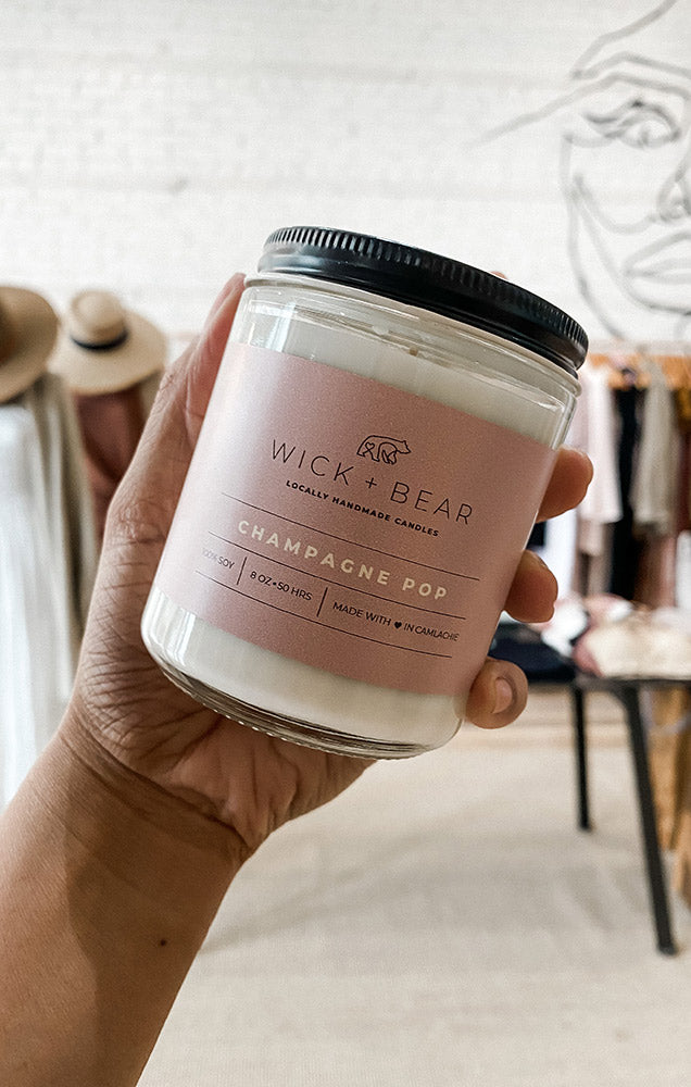 WICK AND BEAR 8 OZ CANDLE