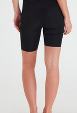 Load image into Gallery viewer, ICHI SIV SECOND SKIN SHORTS IN BLACK
